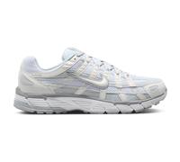 Nike Baskets basses P-6000 gris/blanc Taille 39