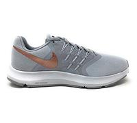 Nike Women's Run Swift Sneaker