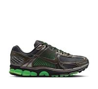 Nike Zoom Vomero 5 SE "Green Strike" - Taille: 44.5 Metallic Pewter / Metallic Pewter - Flat Pewter - Black - Green Strike
