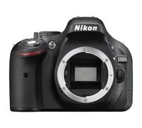 Nikon D5200 + Objectif AF-S DX 18-55 mm VR II