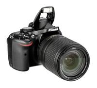 Nikon D5200 reflex 24.1 mpix + Objectif AF-S 18-140 mm VR