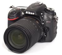 Nikon D7100 Appareil photo numérique Réflex 24,1 Mpix Kit Boîtier + Objectif AF-S DXED VR 18-105 Mm Noir