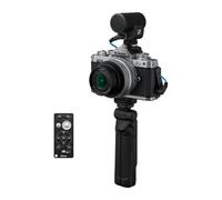 Appareil photo hybride Vlogger Kit Nikon Z FC + Z DX 16-50mm f/3.5-6.3 Vintage Silver + micro Sennheiser MKE 200 + Smallrig tripod grip + télécommande Nikon ML-L7 Argent E