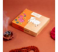 Nirmalaya Lot de 15 tasses de bouse de vache bio de qualité supérieure avec support | 100 % naturel | Mélange de Guggal, Lobaan et herbes naturelles | Idéal pour Pooja, méditation, yoga et