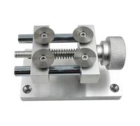 Nishiyuenyi Ouvreur de Lunette de Montre Outil Multifonction Métal Extracteur de Fond de Boîtier Réglable Entretien Démontage Accessoire Portatif Adapté Aux Répar, Argent