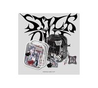 NMIXX - Fe3O4 : Stick Out [Limited Ver.] Album (2 ver. Set)