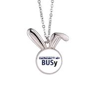 no/no Collier avec pendentif en forme de lapin dans les transports publics occupés