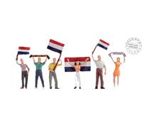 NOCH 15978 Ensemble De 6 Figurines Néerlandais Avec Drapeaux Et Écharpes