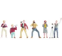 NOCH N peint, debout