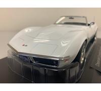 Norev Miniature Chevrolet Corvette Cabriolet 1969 Can Am 1/18 Blanche 189038