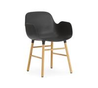 Normann Copenhagen Chaise avec accoudoirs Form black. pieds en chêne