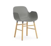 Normann Copenhagen Chaise avec accoudoirs Form grey. pieds en chêne