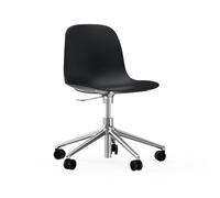 Normann Copenhagen Chaise pivotante à roulettes Form - aluminium - noir