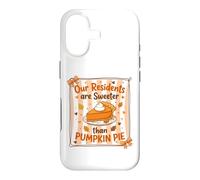 Nos résidents sont Plus Doux Que la Tarte à la Citrouille Mignonne infirmière Automne Coque pour iPhone 17