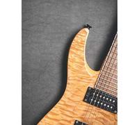 Notenheft: Das Notenbuch Fuer Alle Gitarristen Ueber 100 Blanko Seiten Im A4+ Format Zum Niederschreiben Deiner Besten Songs Und Lieder Motiv: Gitarre