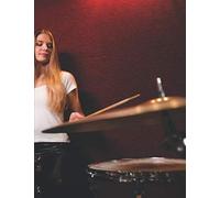 Notenheft: Das Notenbuch Fuer Alle Schlagzeuger Ueber 100 Blanko Seiten Im A4 Format Zum Niederschreiben Deiner Besten Songs Und Lieder Motiv: Drummer Girl 15