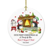 Notre premier Noël en famille de trois ornements, date nom, papa, maman et bébé pingouin, ornements cadeau pour les nouvelles familles, nouveaux parents, enfants, décoration de Noël personnalisée