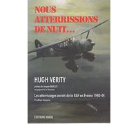Nous atterrissions de nuit...