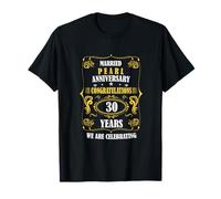 Nous célébrons l'anniversaire de Mariage Pearl 30 Ans marié Anniversaire T-Shirt