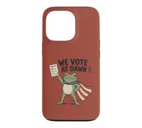Nous votons Le Jour des élections de Dawn Frog Coque pour iPhone 13 Pro