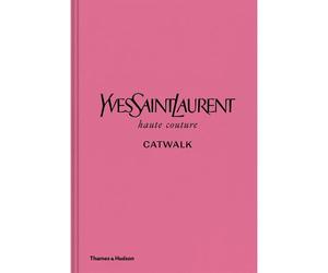 Nouveau Défilé Mags Yves Saint Laurent
