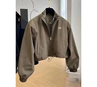 Nouvelle Collection Automne/Hiver 2026 : Tenue Décontractée à Col V et Manches Courtes pour le Fitness, Élégante et Fonctionnelle pour les Activités de Plein Air Vert armée