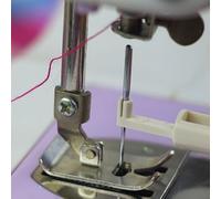 Nouvelle Marque Aiguille Chaude Enfileur Insertion Applicateur Poignée Fil Pour Machine À Coudre Outil Coudre Blanc 7.2*1 Cm