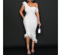 Nouvelle robe de soirée formelle de haute conception pour la Saint-Valentin, les fêtes du Nouvel An, les mariages et les galas. Élégante et sexy, avec des accents de plumes gris et blanc légèrement ex