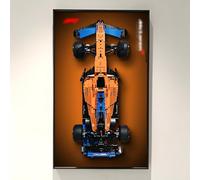 NOVDA Cadre Compatible avec Lego Technic McLaren F1, 75 x 45 cm Tableau Mural pour 42141 Support mura (Modèle Non Inclus)