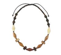 NOVICA Femme Noix de coco Shell Bois Collier de perles, 23.5" « été Traveler »