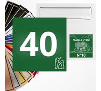Numéro de rue carré 10x10cm adhésive en PVC - Gravure Laser - 22 Couleurs - Avec ou Sans Motif (Vert foncé texte blanc)