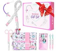 Nurse is Love Cadeau Infirmiere & Aide Soignante Set (7 pces.) | Sac Banane + Cordon Tour De Cou Badge + Ciseaux Mayo + 1 Pochette avec 2 Stylo Multi-Encre + Porte-Ciseaux | Accessoires & Cadeau PINK