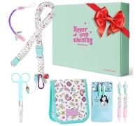 Nurse Is Love Cadeau Infirmiere Set De 5 Pcs. | Tour De Cou Badge - Porte-Badge + Ciseaux + 2 Pochette Infirmiere avec 2 Stylo Personnalisé Multi-Encre + Porte-Ciseaux | Infirmiere Accessoires & AS