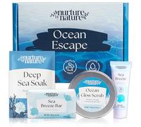Nurture by Nature Ocean Escape Spa Box - Ensemble de bain infusé à la glycérine, cadeau pour femme avec gommage corporel, sels de bain Epsom, crème pour les mains au karité 6 % et savon - Coffret