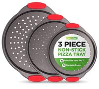 NutriChef Set de 3 Plaques à Pizza - Moules à Pizza Antiadhésif avec Poignée en Silicone avec Trous Perforés - Acier Carbone Durable - Tailles Petit, Moyen, Grand - Gris