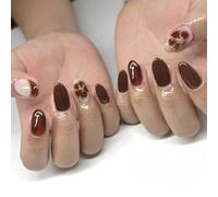 Nymora 24 Stück Press on Nails Kurz, Jelly Gel Wear Set mit 24 Stück Weinrot Blumendekor Nägel - Press on Nails für Frauen und Mädchen