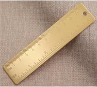 OAOSDH 2 Pièces Rétro Mini Règle en Cuivre, 2 Pièces Pendentif Gland Doré, Outil De Mesure De Peinture, avec Échelle en Pouces, Règle De Signet, Fournitures De Bureau.