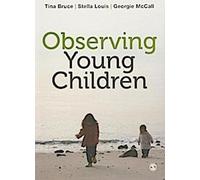 Observer les jeunes enfants