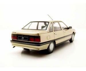 Odeon Whitebox Voiture de Collection Compatible avec Renault 21 de 1986 Beige R21 1/24 Métal