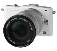 Olympus Pen E-PM1 Appareil Photo avec Objectif 14-150 mm Argenté 12 mégapixels, écran 3 Pouces