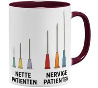 OM3 Nette Patients - Tasse à café avec inscription en allemand - Tasse de cabinet amusante pour médecin, médecin, infirmière - Tasse en céramique - 325 ml - Imprimé des deux côtés - Bordeaux