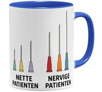 OM3 Nette Patients - Tasse à café avec inscription en allemand - Tasse de cabinet amusante pour médecin, médecin, infirmière - Tasse en céramique - 325 ml - Imprimé des deux côtés - Bleu