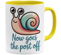 OM3 Now goes the post off Tasse à café avec inscription « Nun geht die Post ab Escargot » - Expression allemande mauvais anglais - Tasse en céramique - 325 ml - Imprimé des deux côtés - Jaune