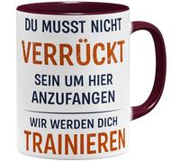 OM3 Tasse à café avec inscription « Du musst nicht verrückt sein um hier anzufangen » - Tasse à café avec inscription humoristique de bienvenue pour le travail, le bureau et les collègues - Tasse en