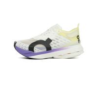 On Cloudboom Strike Femme 41