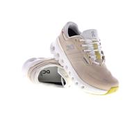 On - Women's Cloudrunner 2 Waterproof - Chaussures de running - EU 43 - sand / dew