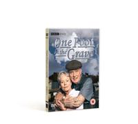 One Foot In The Grave - Series 6 https://www.fnac.com/mp3079312/One-Foot-In-The-Grave-Series-6?oref=40454c3d-7c01-c9ec-7887-01564bf565e7