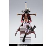 Tamashii Nations - Figurine peinte S.H. Figuarts Dracule Mihawk (Hawkeye) PVC/ABS 16,5 cm Bandai