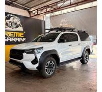 Oneway Jeu d'élargisseurs d'aile compatible avec Toyota Hilux 8ème Gen. Facelift 2020- - Noir mat