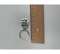 Onwomania Love You More Porte-clés métal porte-bonheur en boîte cadeau alu, idéal pour offrir en cadeau